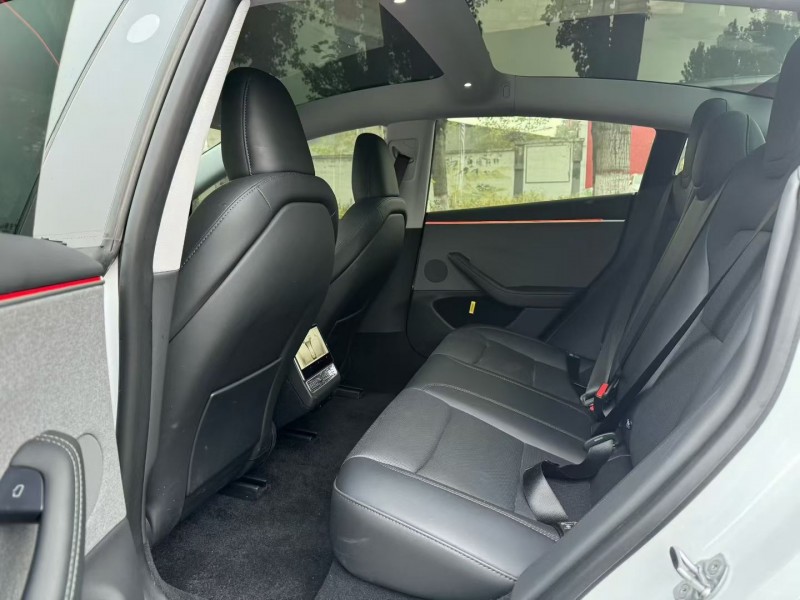 24年秦皇岛特斯拉MODEL 3