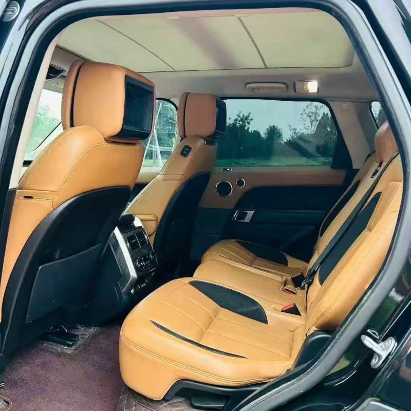 18年青岛路虎揽胜运动