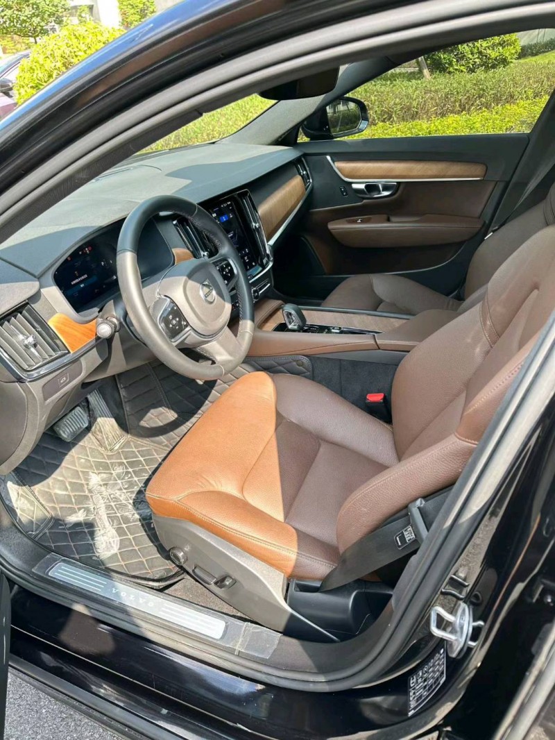 25年广州沃尔沃S90