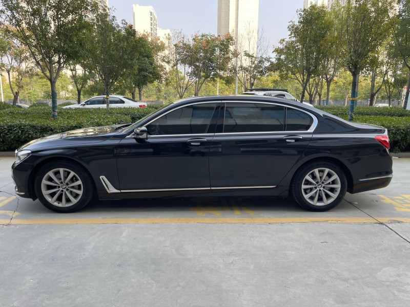 16年济宁宝马7系