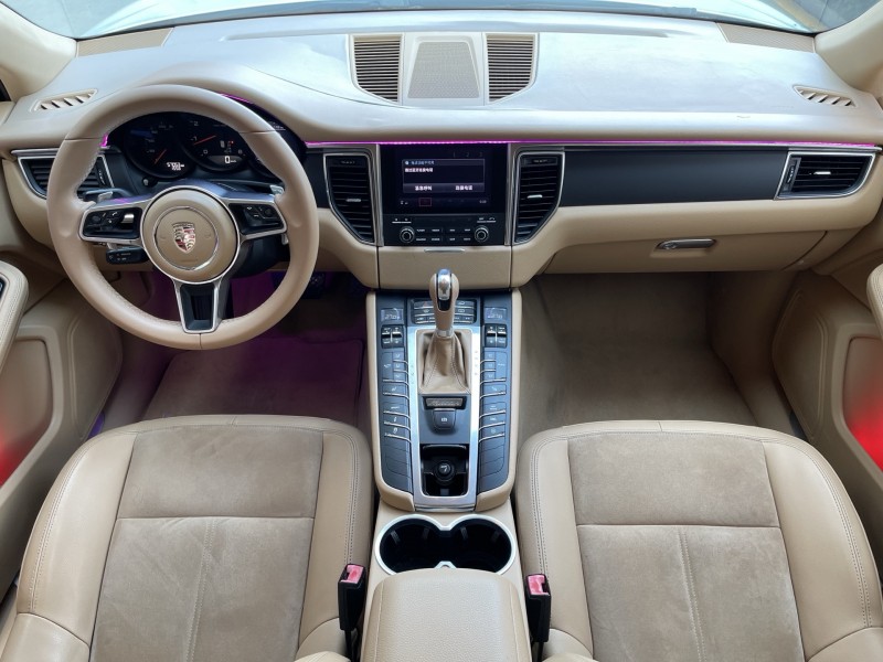 16年济宁保时捷Macan