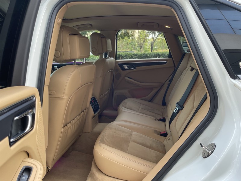 16年济宁保时捷Macan