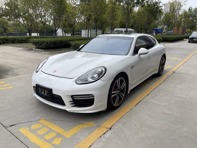 14年济宁保时捷帕拉梅拉