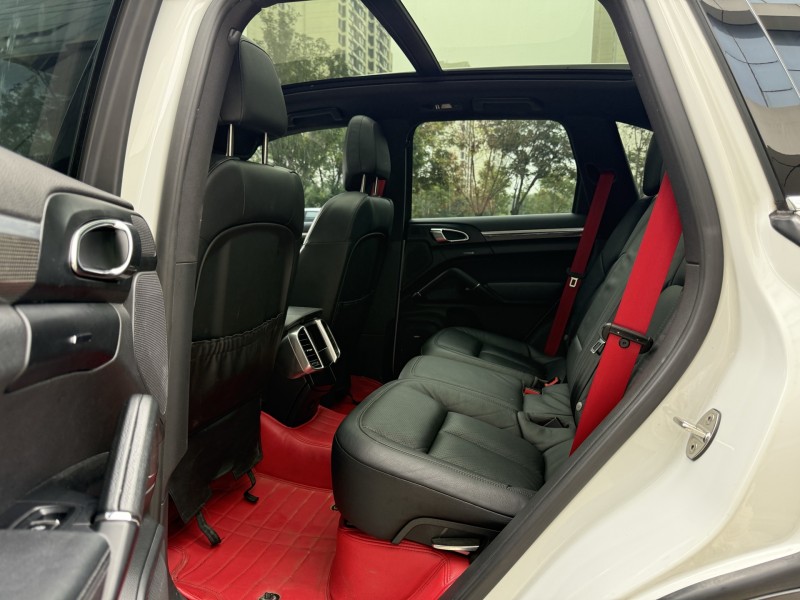 15年济宁保时捷卡宴