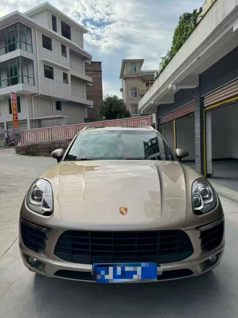 15年邵阳保时捷Macan