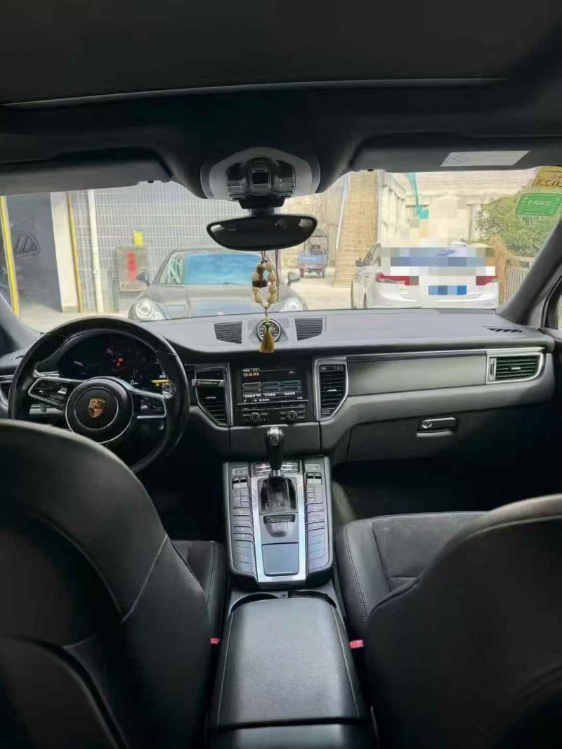 15年邵阳保时捷Macan