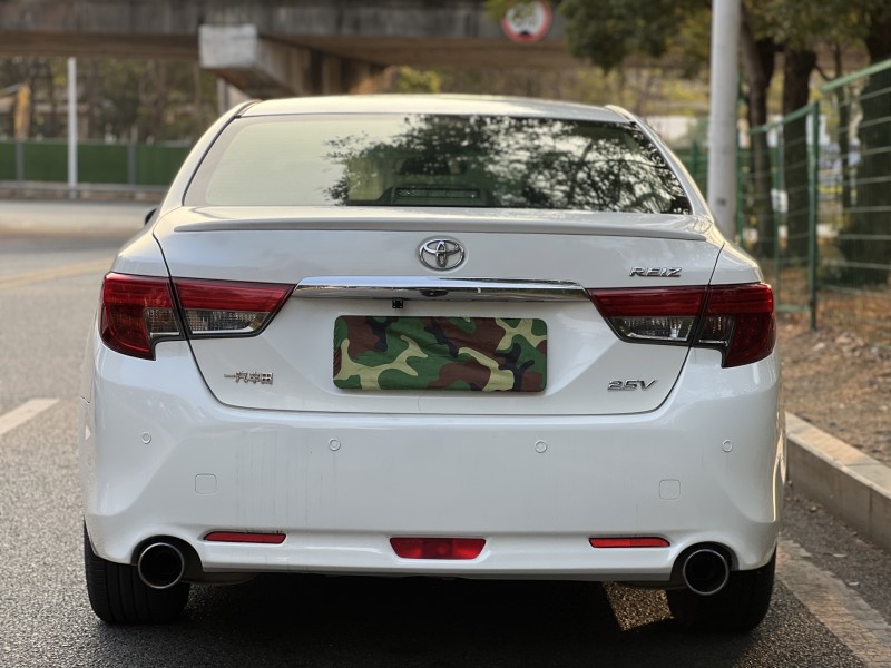 14年东莞市丰田锐志