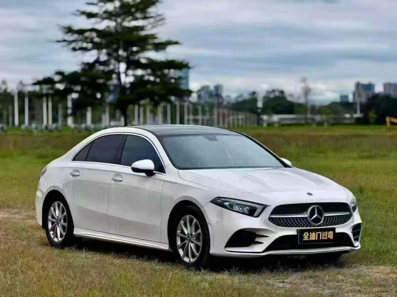 22年深圳奔驰A