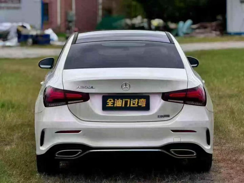 22年深圳奔驰A