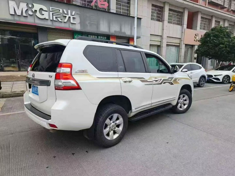 15年湘潭丰田普拉多