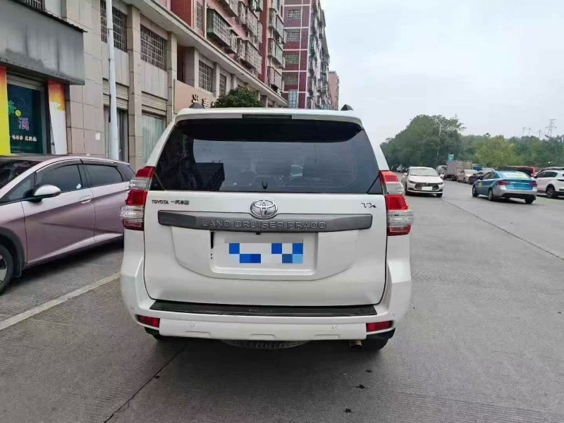 15年湘潭丰田普拉多