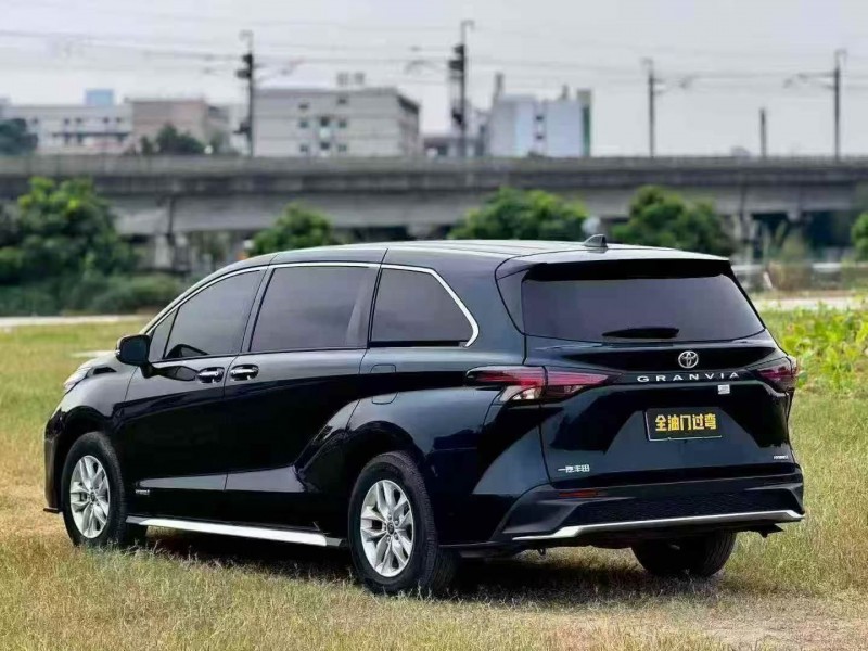 24年深圳丰田格瑞维亚