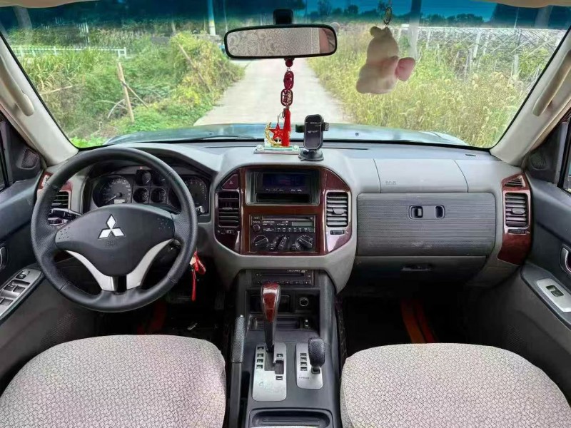 12年温州三菱帕杰罗