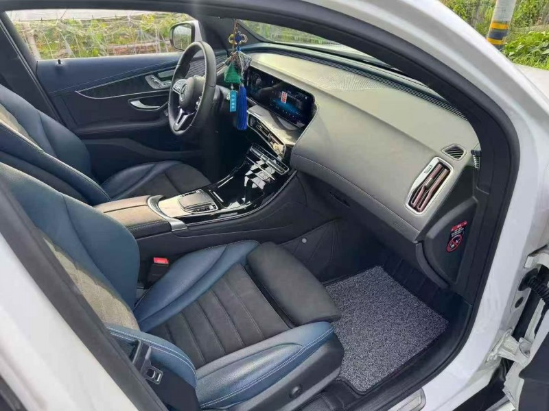 21年宁波奔驰EQC