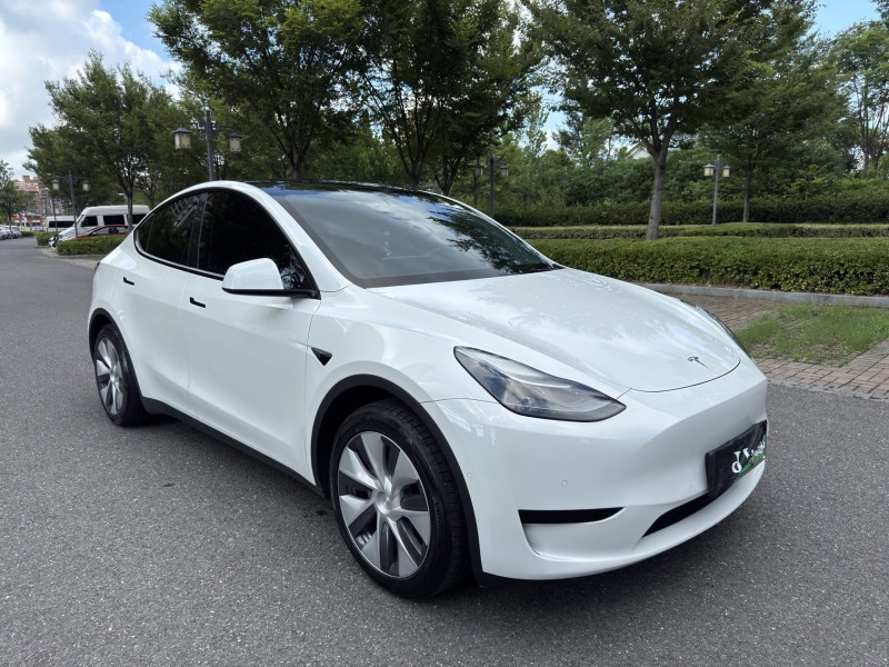 23年盐城特斯拉MODEL Y