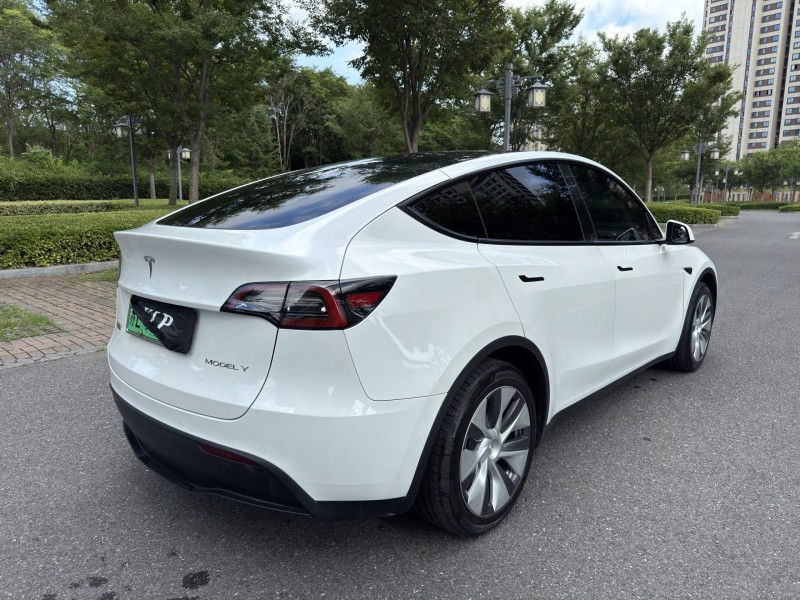 23年盐城特斯拉MODEL Y