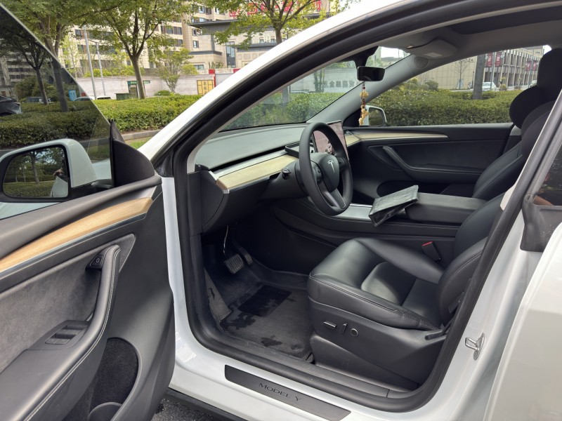 23年盐城特斯拉MODEL Y