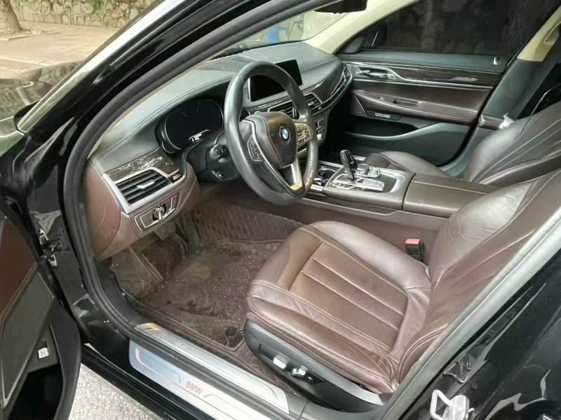 16年湘潭宝马7系