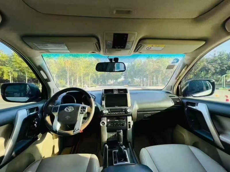 12年泰安丰田普拉多