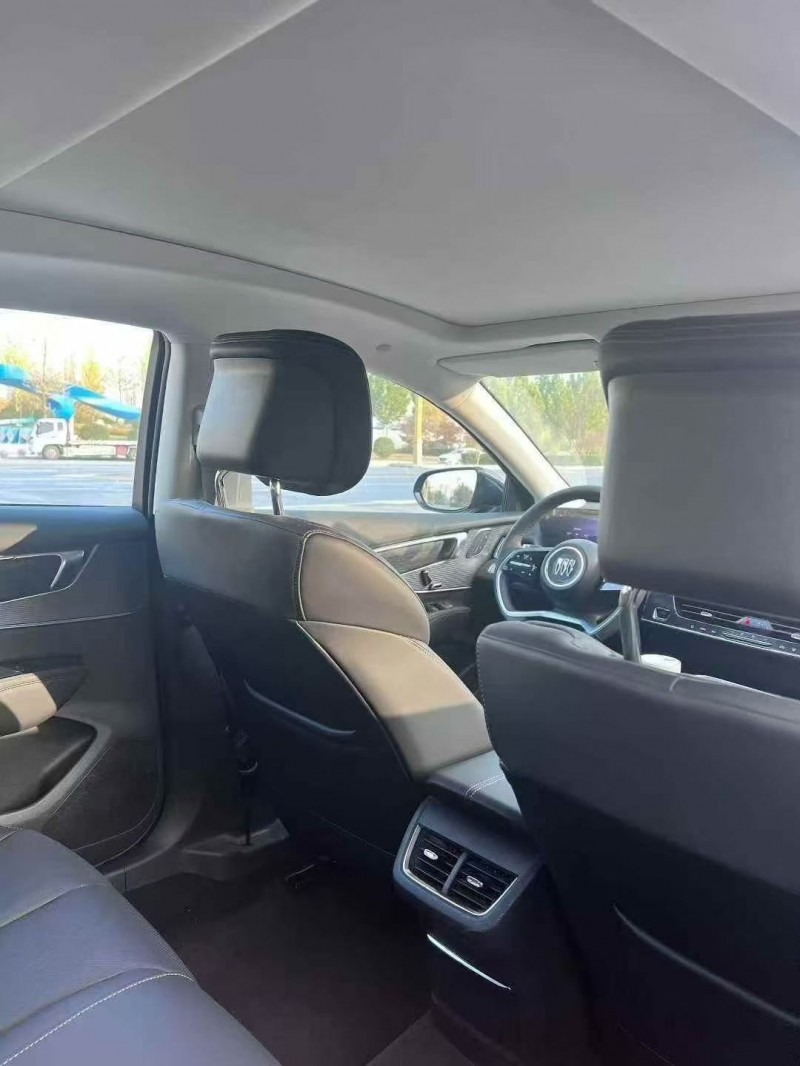 25年邯郸别克君越