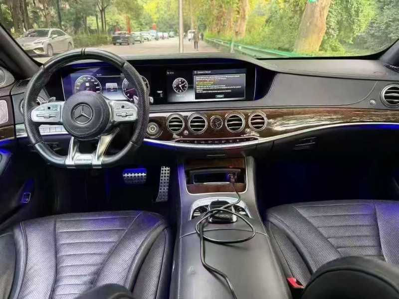 19年宜春奔驰迈巴赫S级