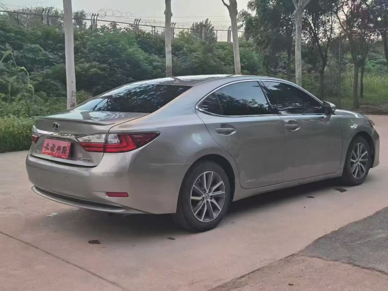 18年洛阳雷克萨斯ES