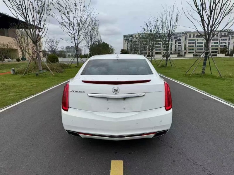 15年苏州凯迪拉克XTS