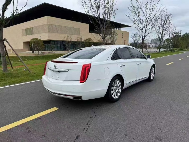 15年苏州凯迪拉克XTS