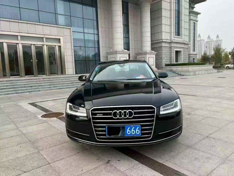 16年秦皇岛奥迪A8L