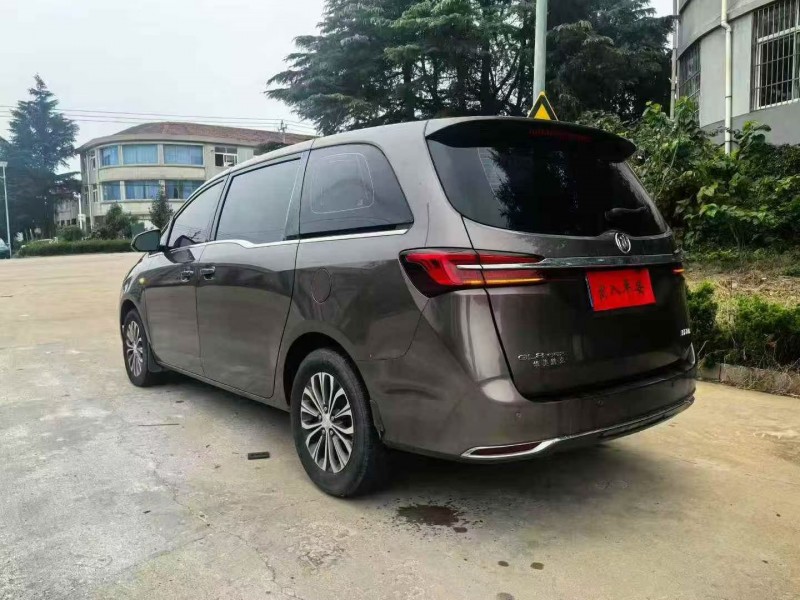 20年青岛别克GL8