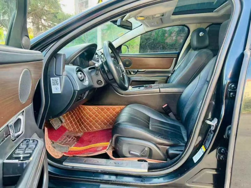 15年青岛捷豹XJL