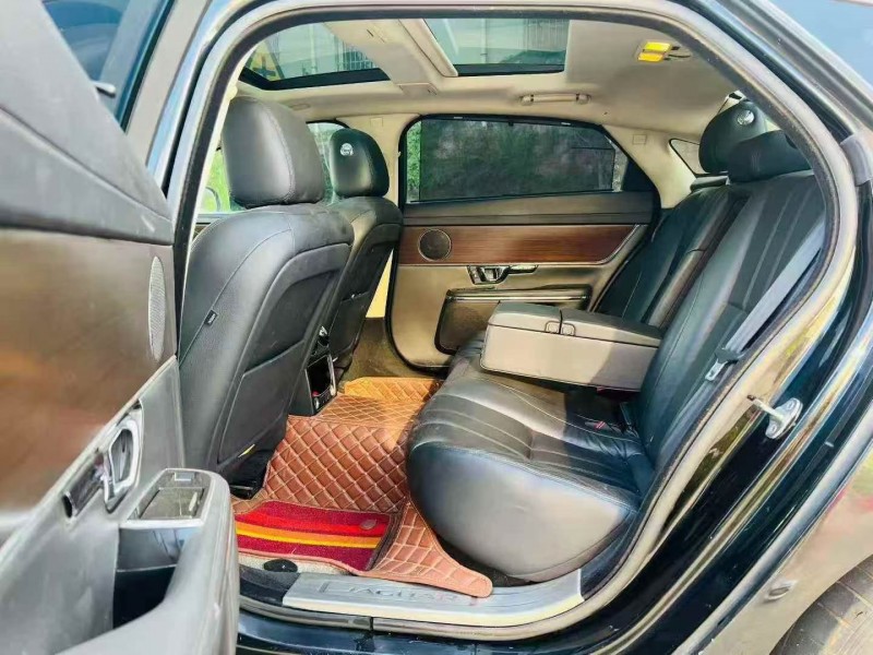 15年青岛捷豹XJL