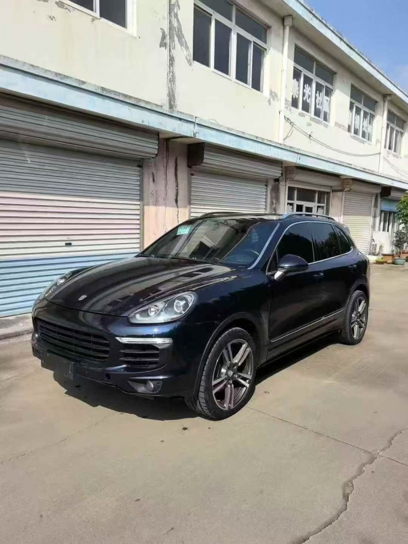 15年东营保时捷卡宴