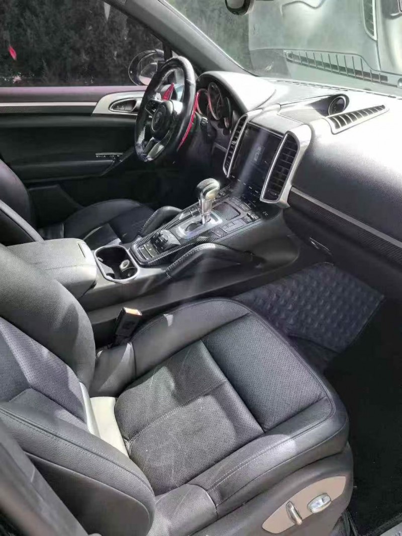 15年东营保时捷卡宴