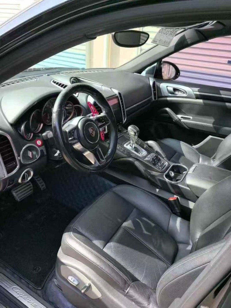 15年东营保时捷卡宴