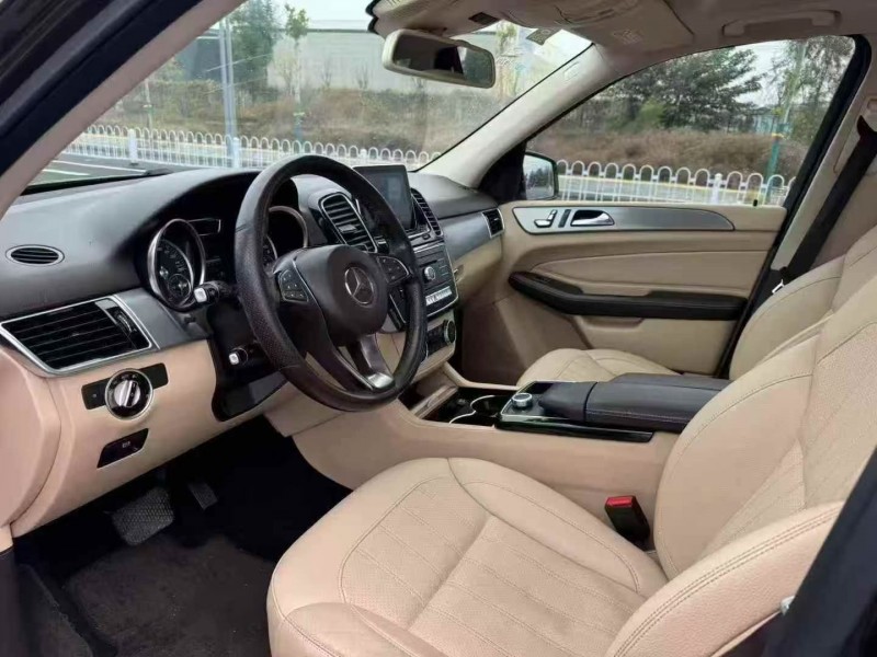 16年烟台奔驰GLE