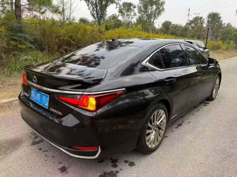 20年十堰雷克萨斯ES