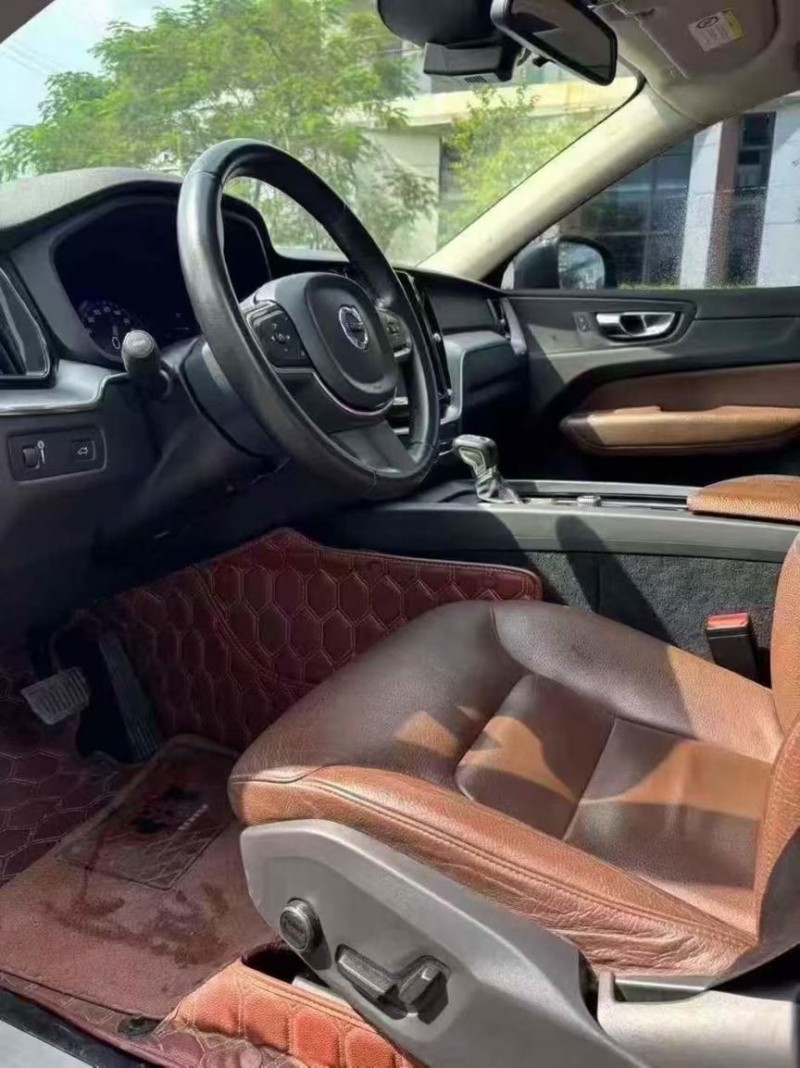 19年广州沃尔沃XC60