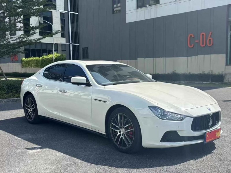 16年广州玛莎拉蒂Ghibli