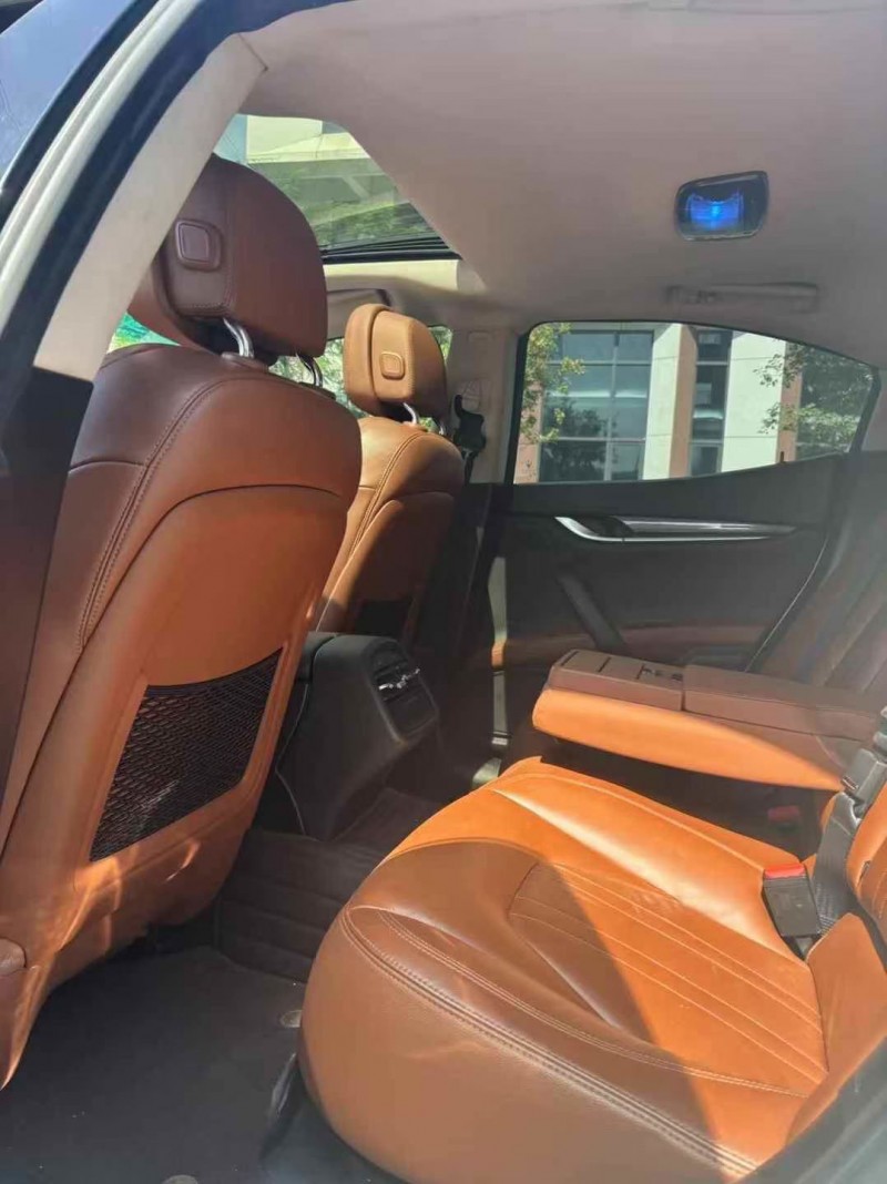 16年广州玛莎拉蒂Ghibli