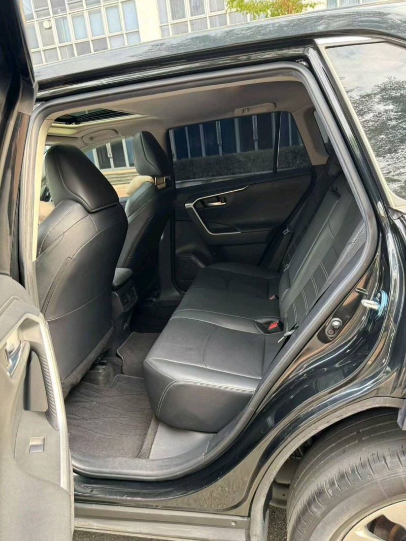 22年深圳丰田威兰达