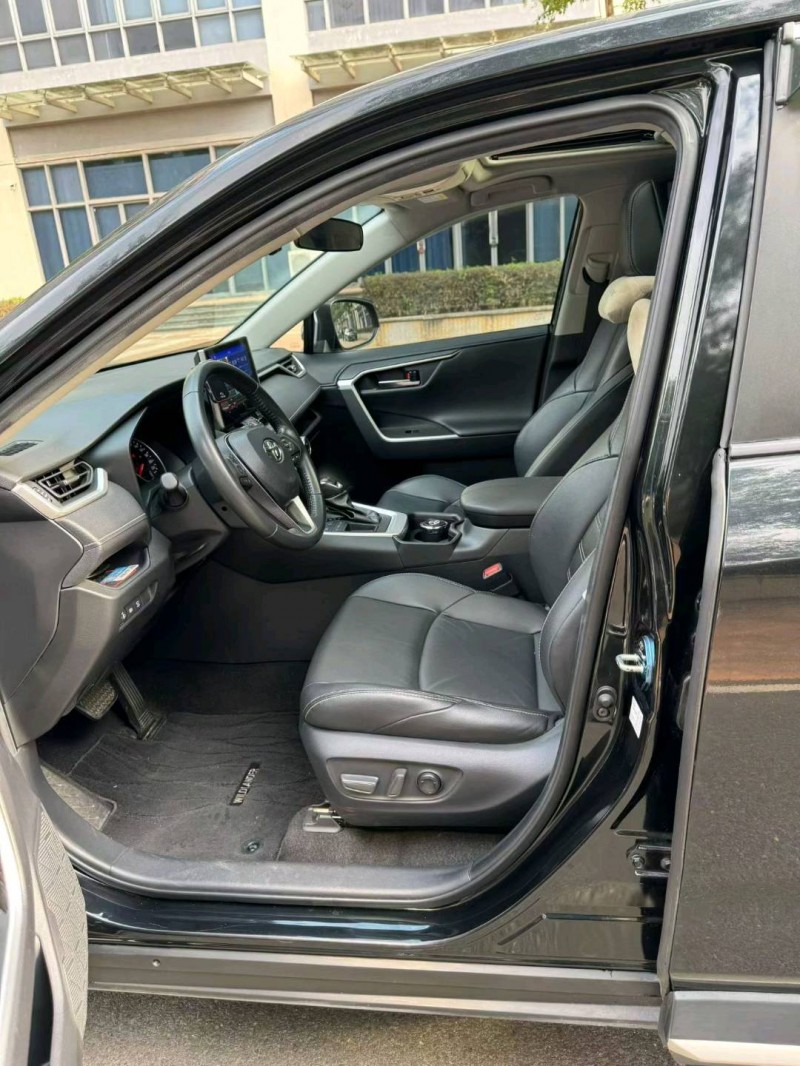 22年深圳丰田威兰达