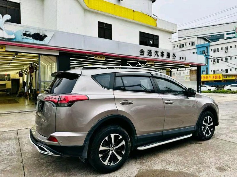 17年珠海丰田RAV4