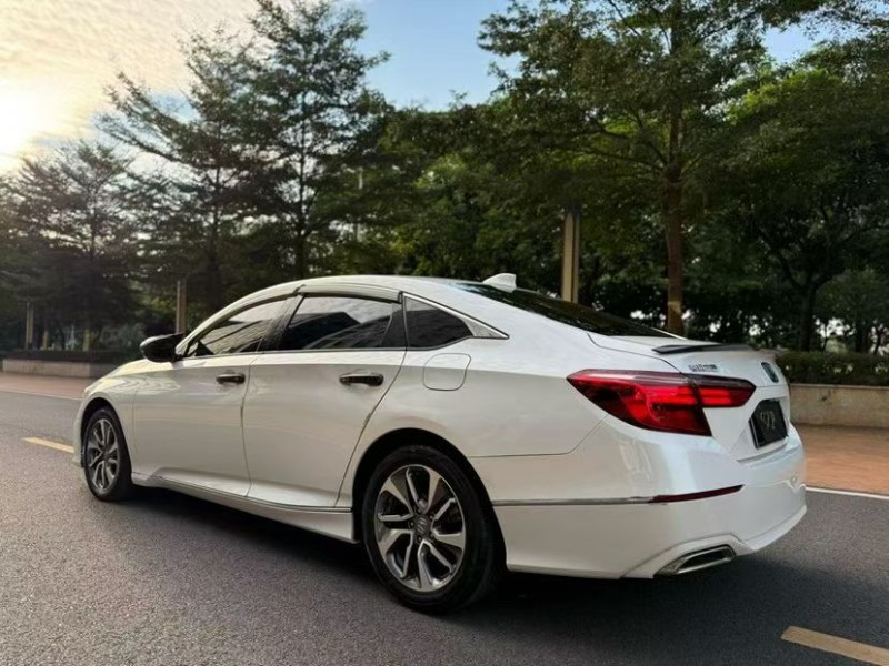 21年江门本田英诗派