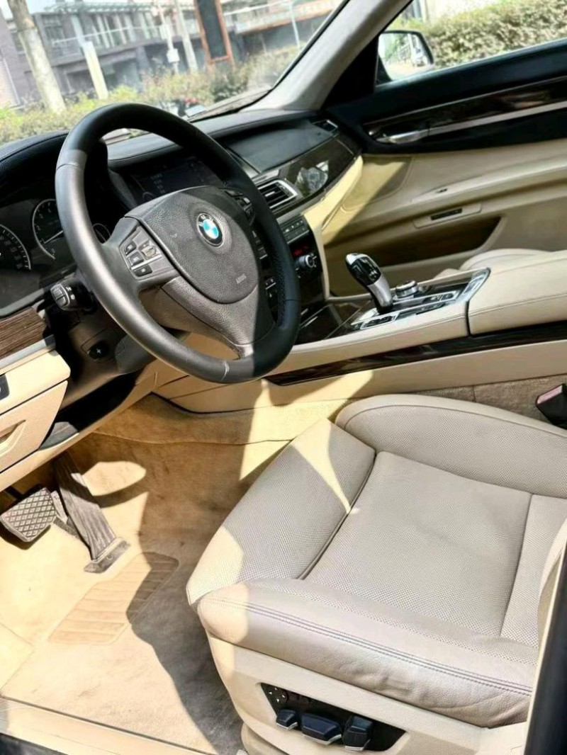 10年汕头宝马7系