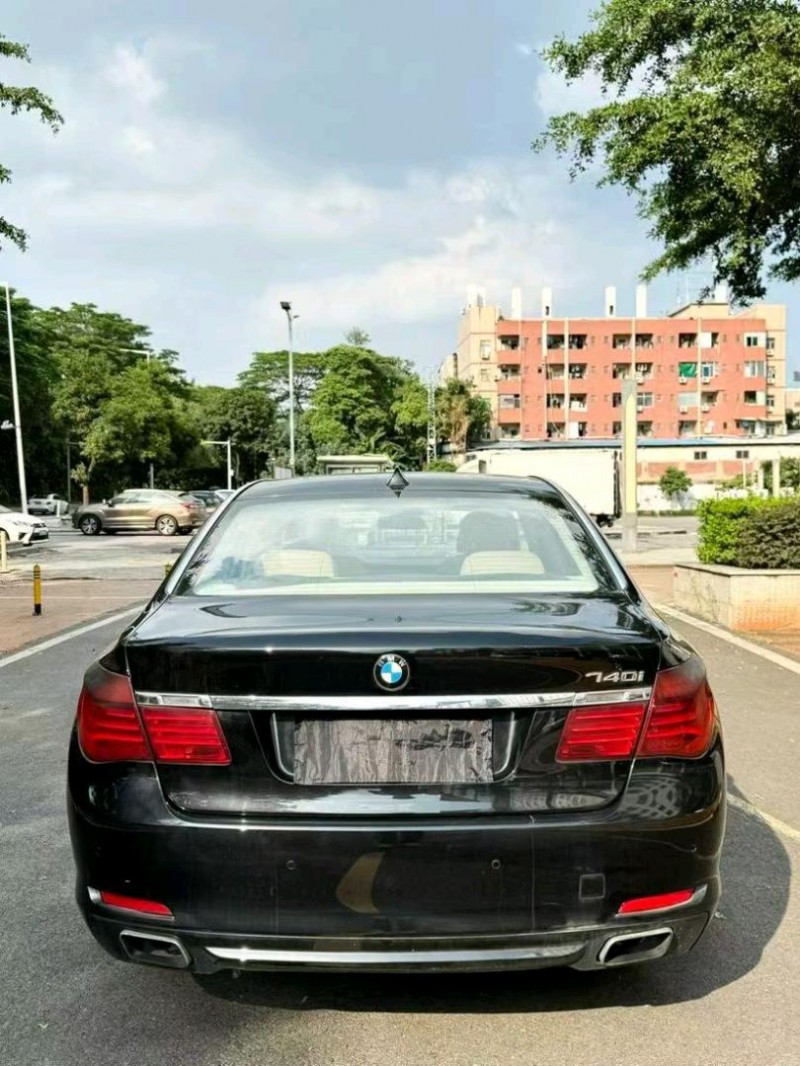 10年汕头宝马7系