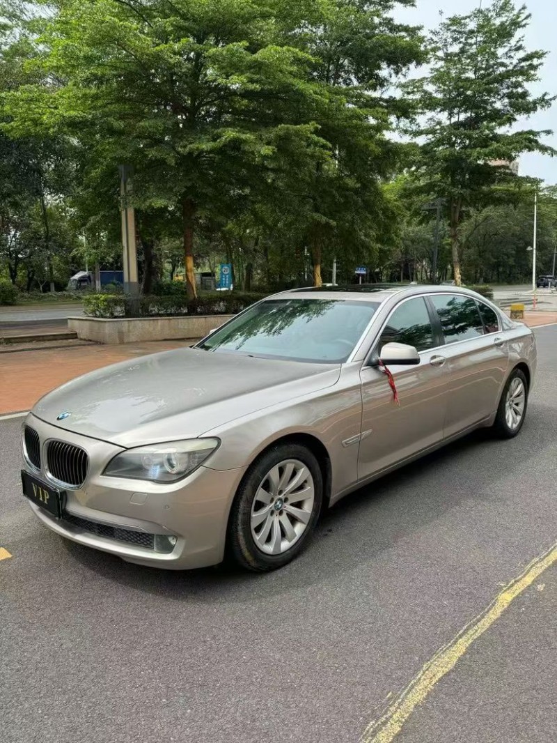 12年珠海宝马7系