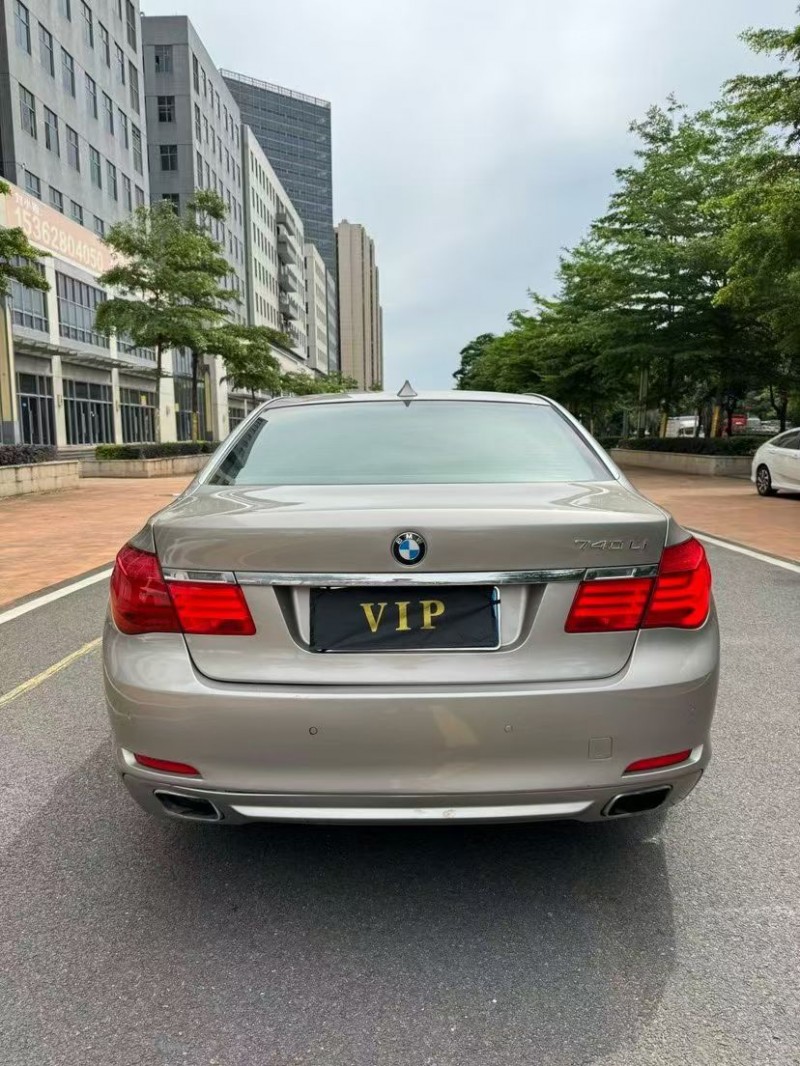 12年珠海宝马7系