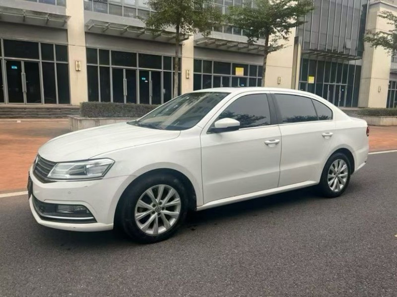 18年珠海大众朗逸