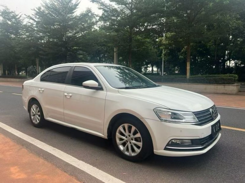 18年珠海大众朗逸